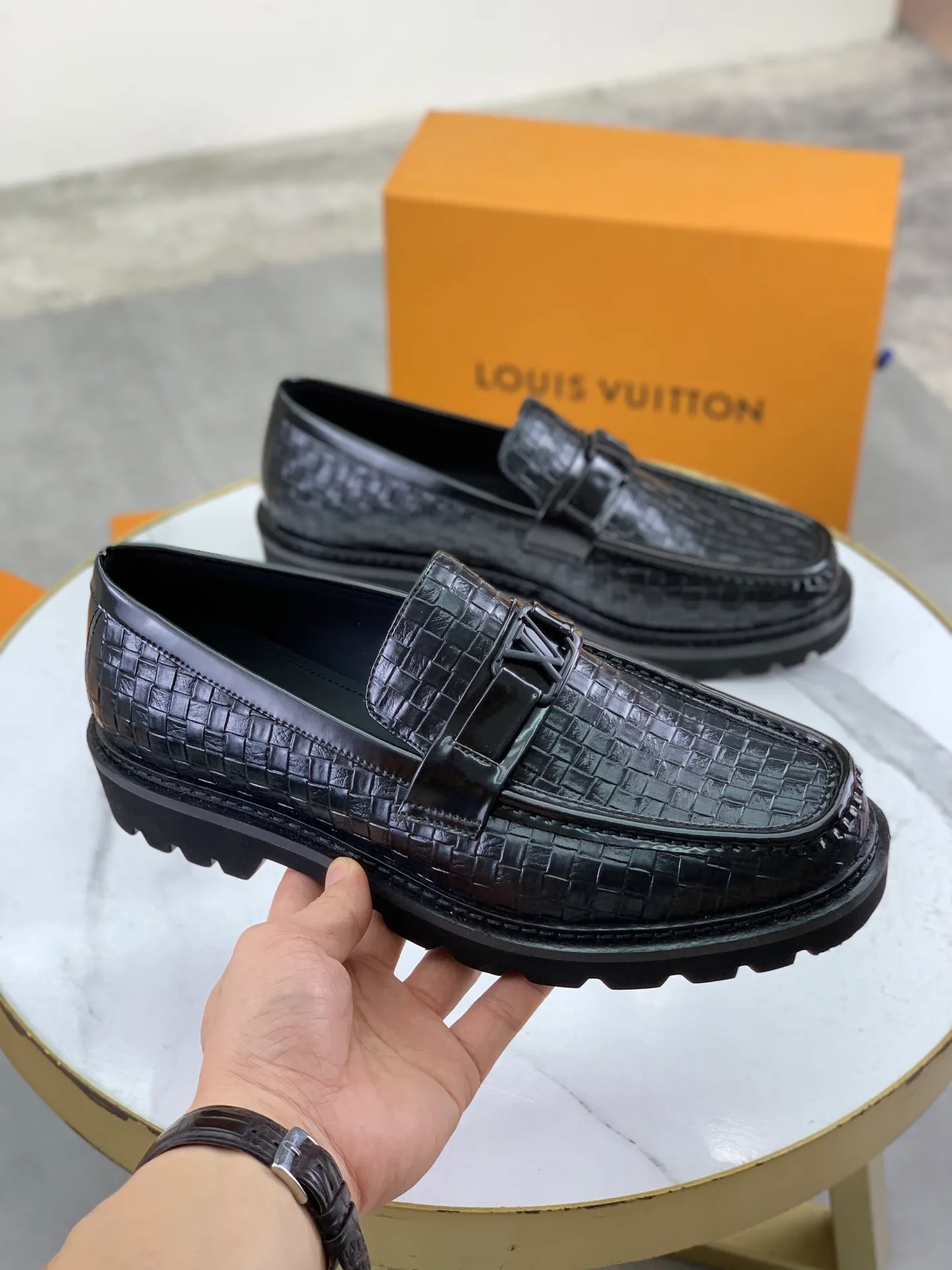 Factory price P820 💎💎💎LOUIS VUITTON [Louis Vuitton] - LV men's business casual leather shoes, luxurious and noble 👞All imported original cowhide, just to create a more comfortable wearing experience, upper: original high-end calfskin ➕Imported soft cowhide lining, original lightweight foam outsole ✔️ Color: 6️⃣colors available Size: 39-44 (38.45 46 can be customized (non-returnable)